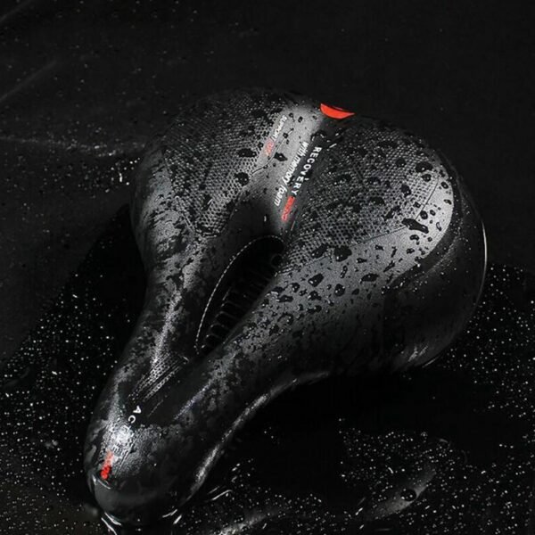 1e54aa81-8550-42ff-b7a1-7facbae6b5a4.jpg UK ONLY - Enhanced Bike Seat